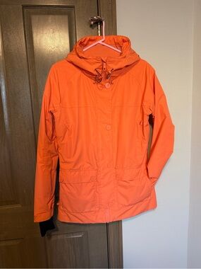 Women's High-Visibility Coral Hooded Ski Jacket